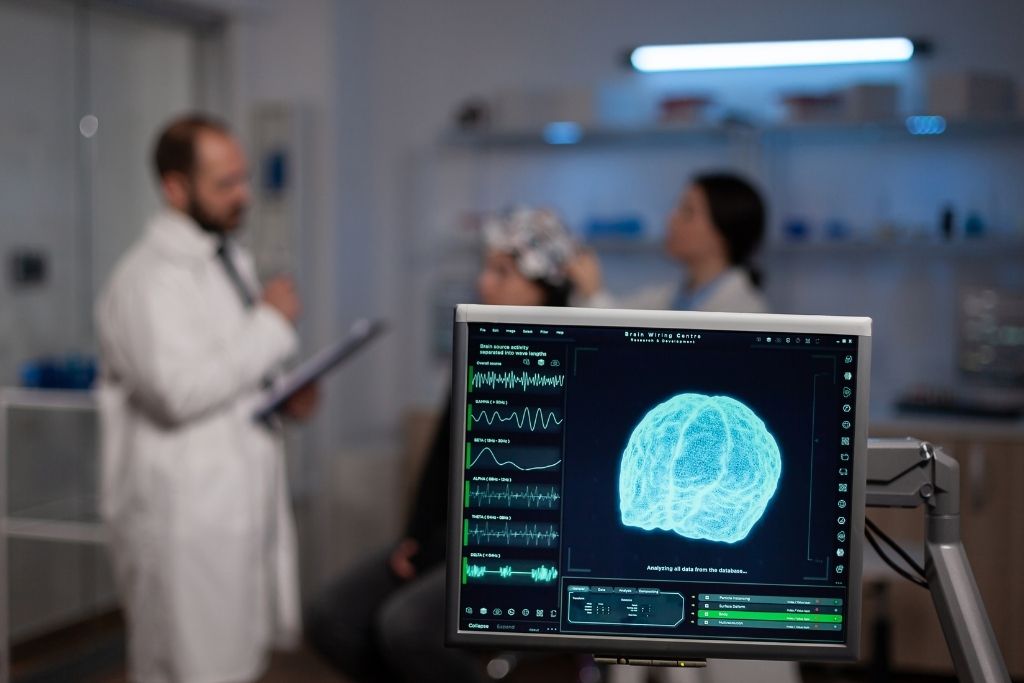 What Is Brain Mapping Used For? EEG Brain Activity Monitoring in a Clinic